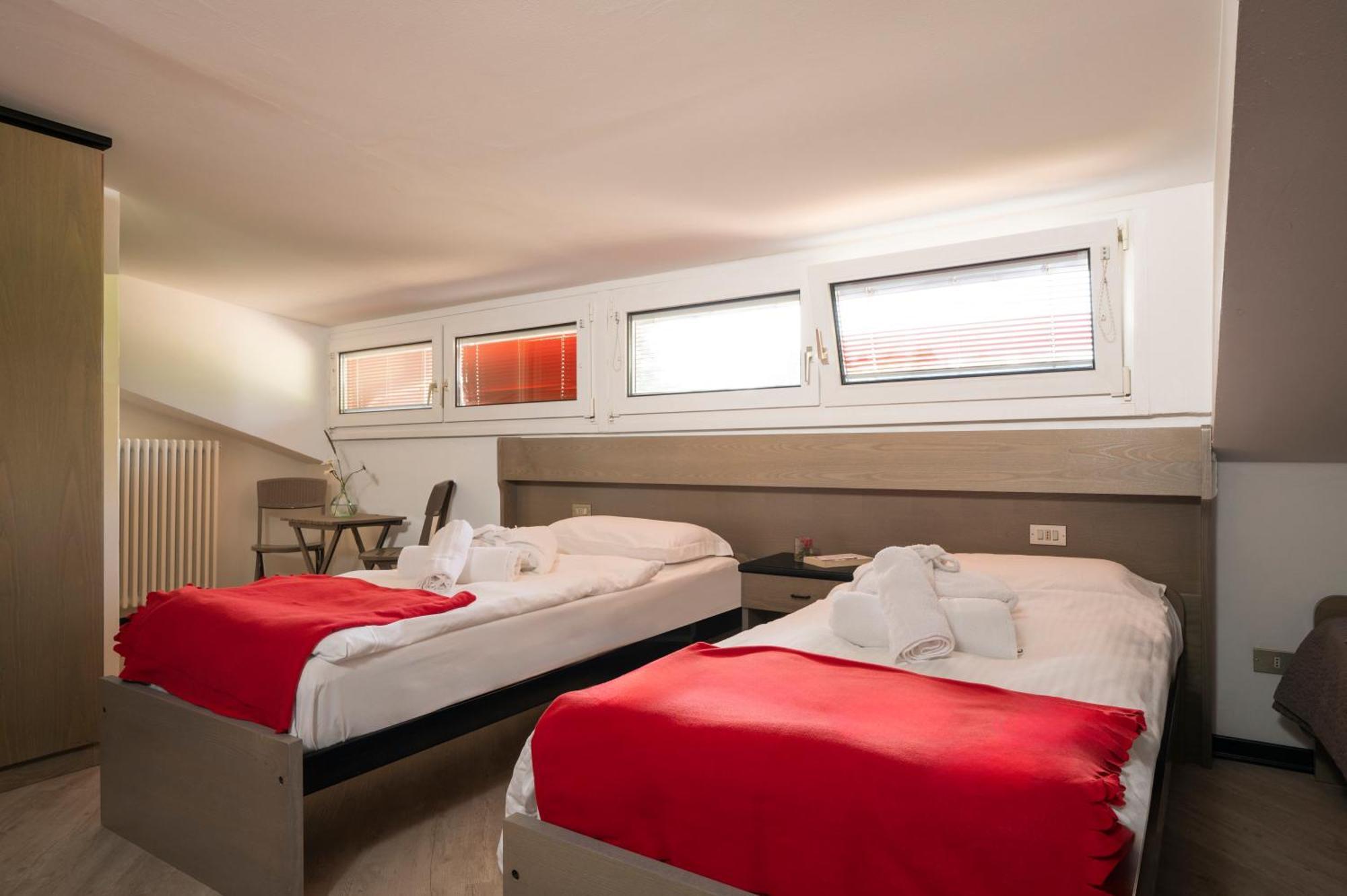Hotel Scoiattolo Baselga di Pine Luaran gambar