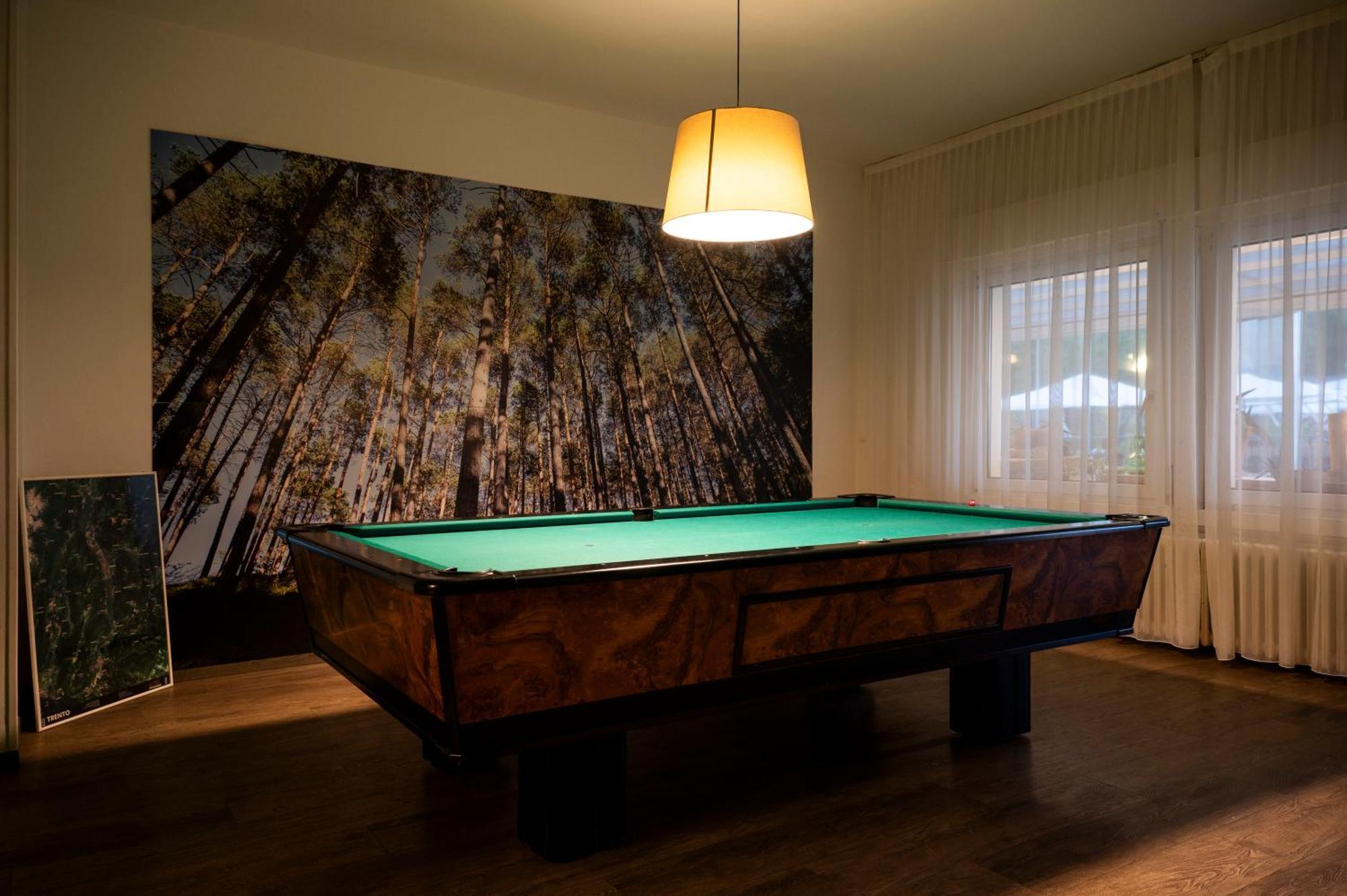Hotel Scoiattolo Baselga di Pine Luaran gambar